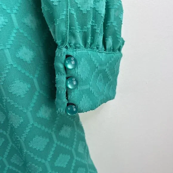 Maurices Womens Sz Large Green Diamond Textured Slit Long Sleeve Knee Length - Picture 4 of 6